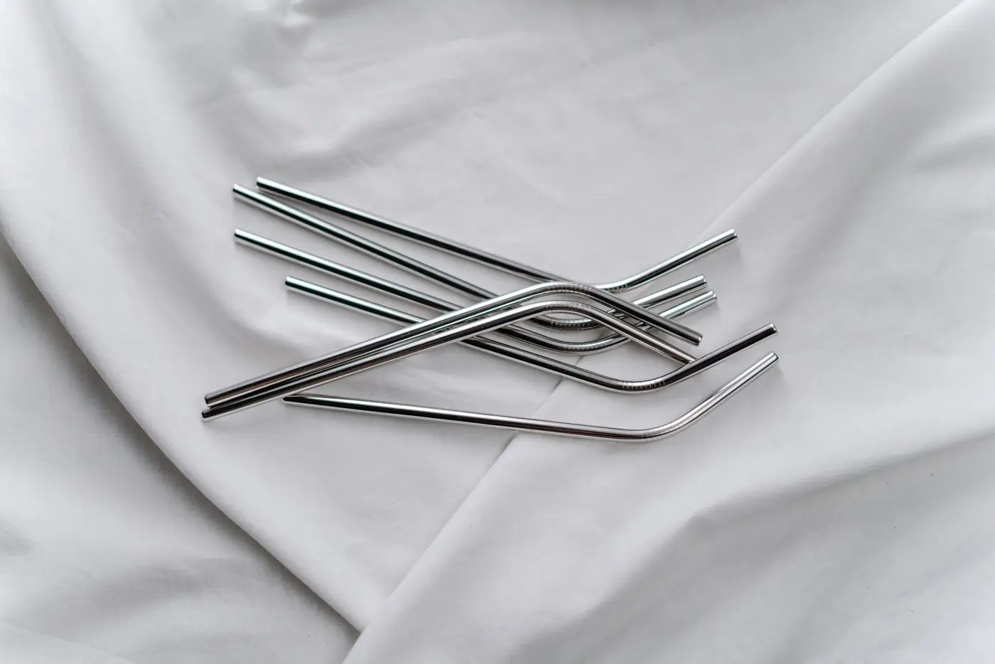 Kaip išvalyti gertuvę ir metalinį šiaudelį